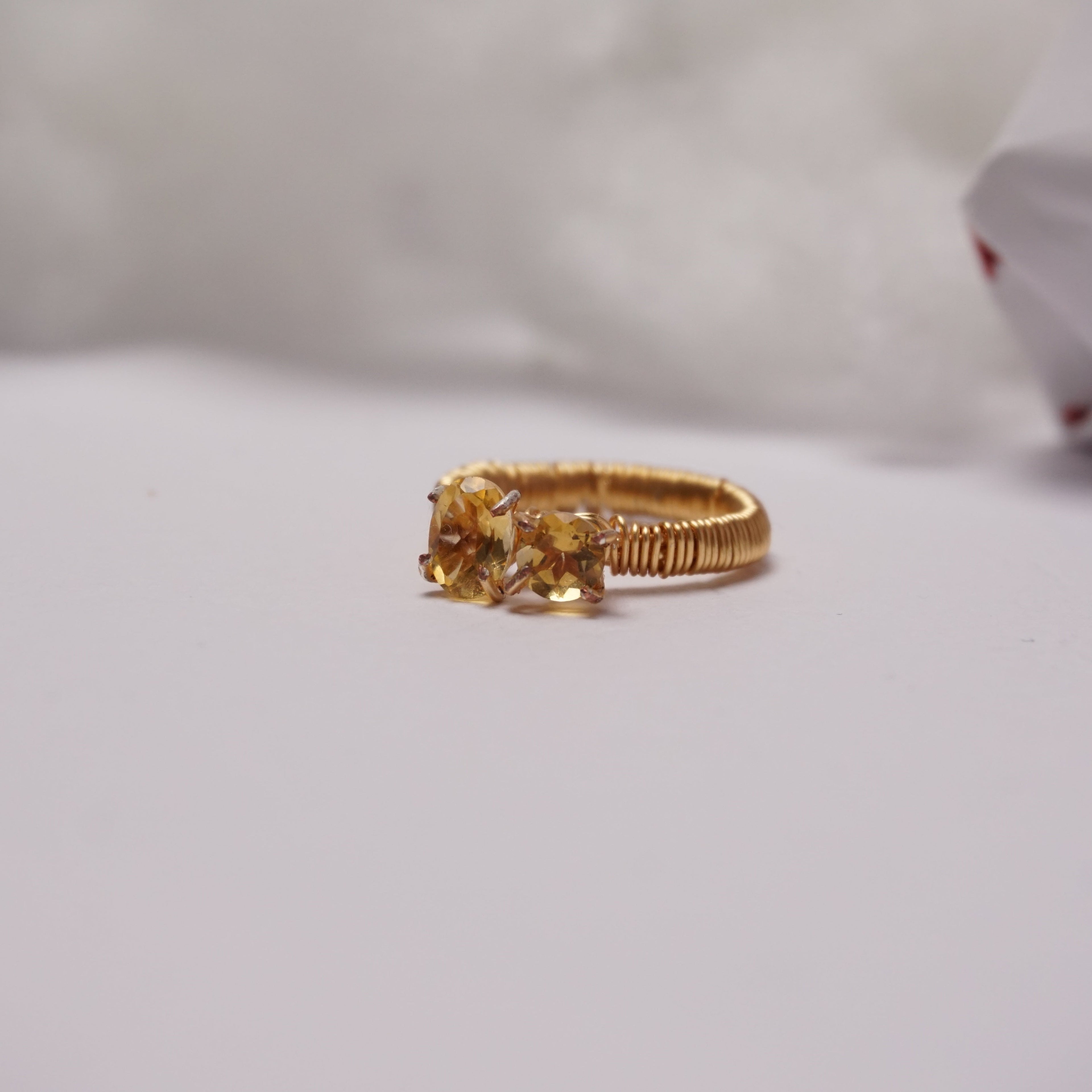 “Citrine” – pierścionek z cytrynem