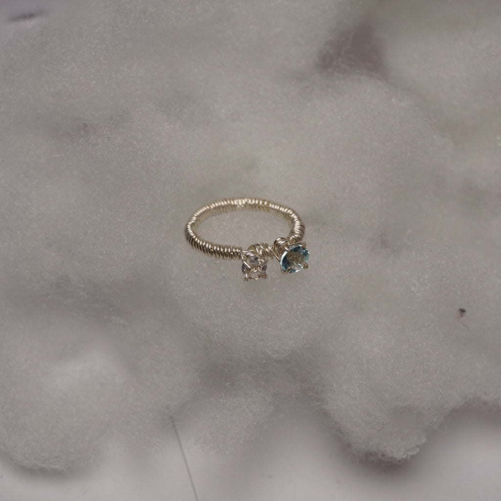 “Topaz & Quartz” – pierścionek z topazem i kryształem górskim