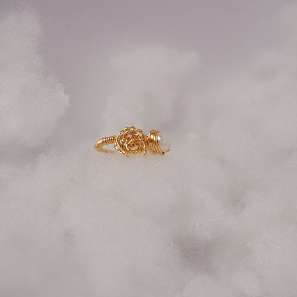 Pierścionek ,,ROSA'' Perła